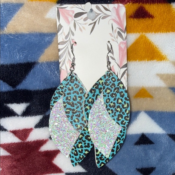 Handmade Jewelry - Chic Leopard Glitter Teardrop Earrings